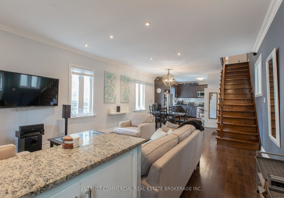 398-leslie-street-toronto-ontario-e12487565