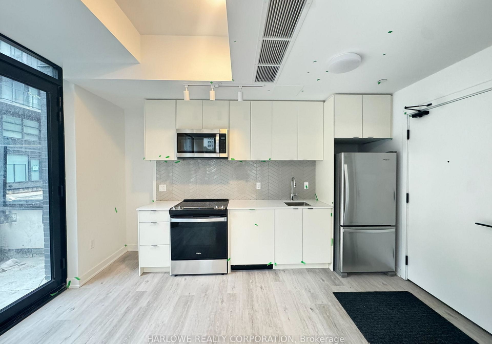 1612-charles-street-whitby-ontario-e12488254