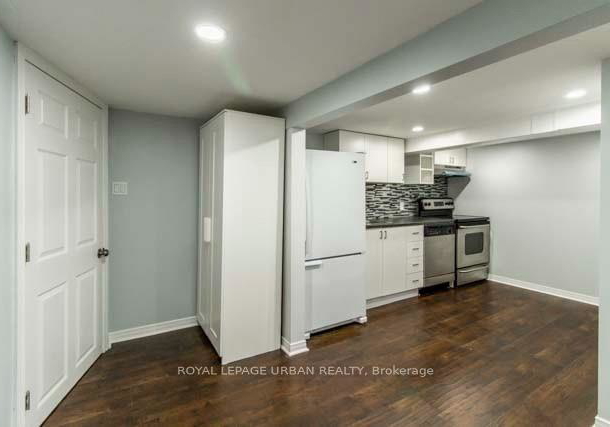 244-parkview-hill-crescent-east-york-ontario-e12490038