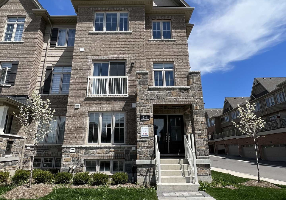14-hidden-way-whitby-ontario-e12490146