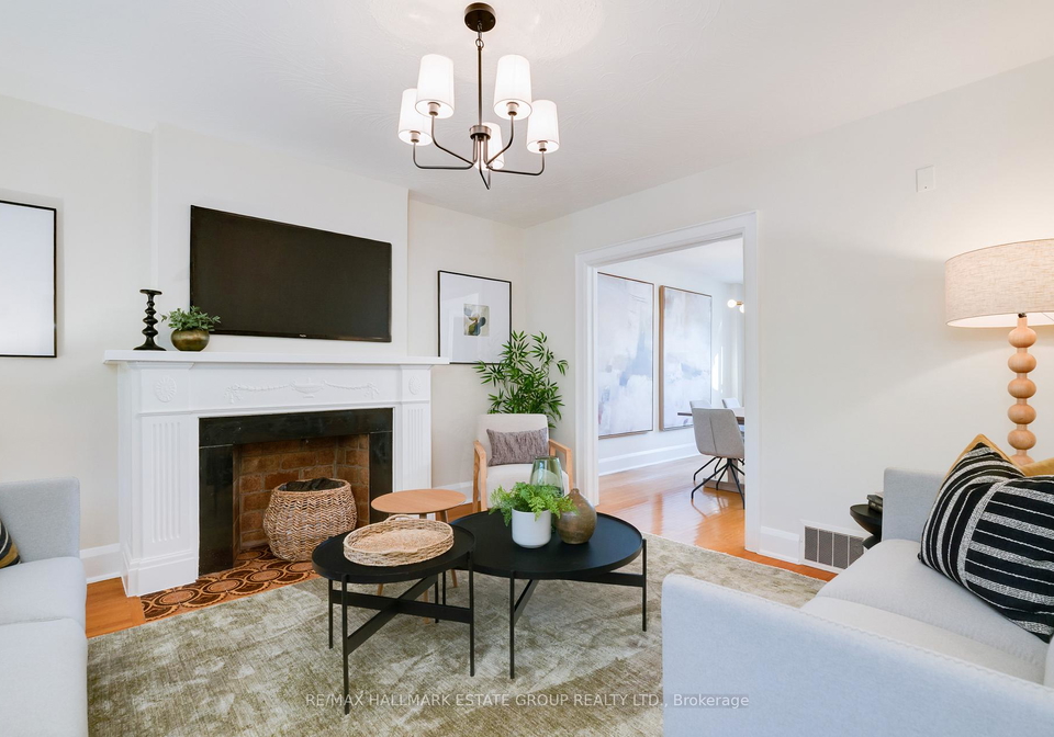 61-springdale-boulevard-east-york-ontario-e12490202