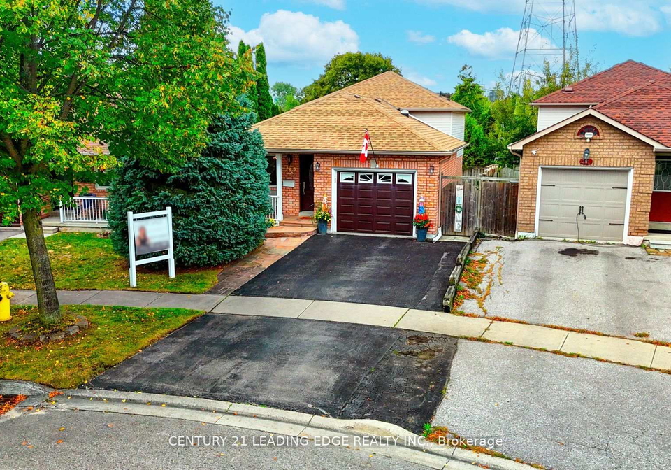 385-compton-crescent-oshawa-ontario-e12491228