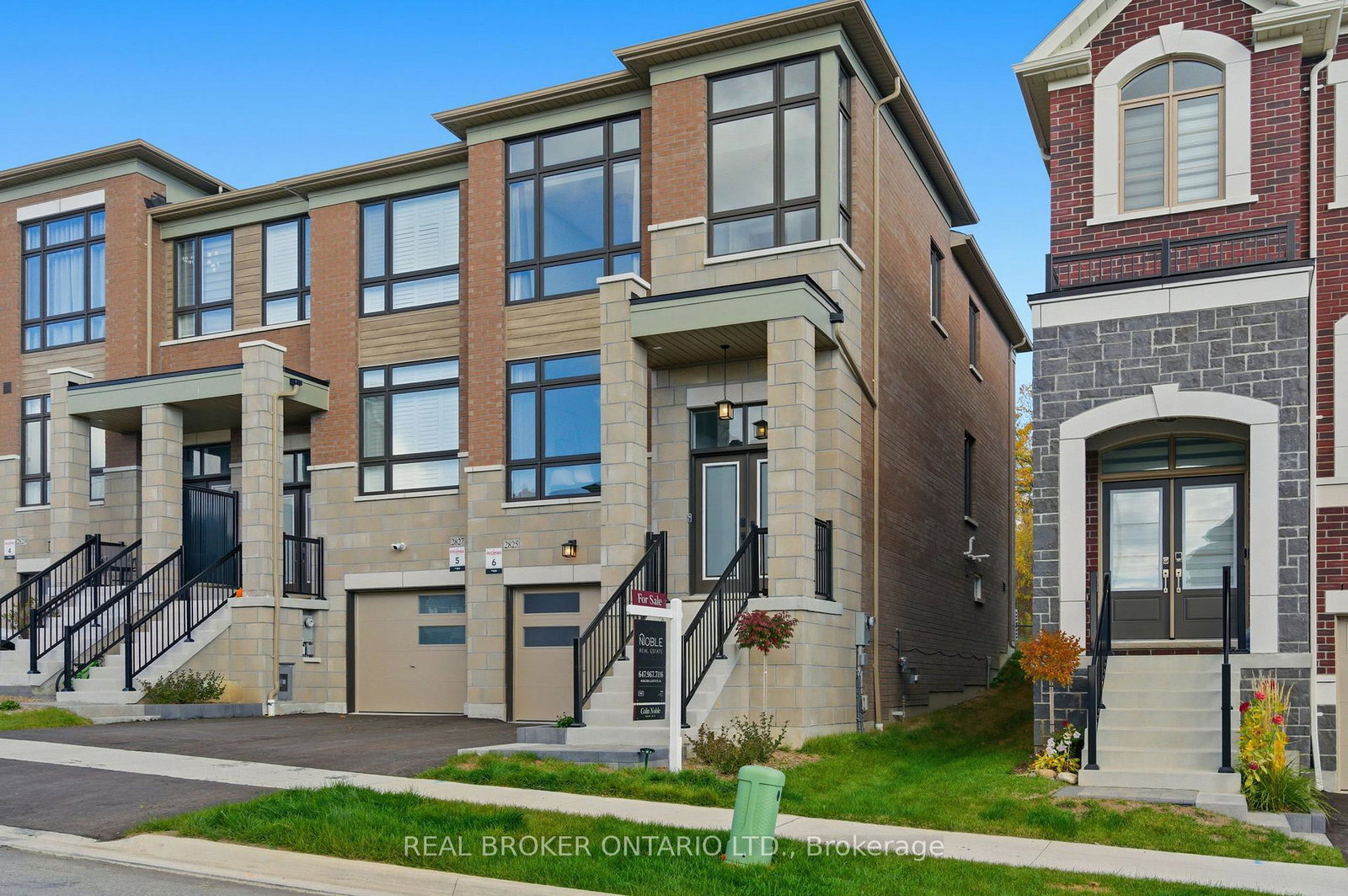2825-albatross-way-pickering-ontario-e12491998