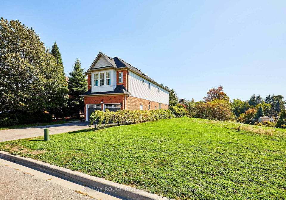 25-constance-drive-whitby-ontario-e12492758