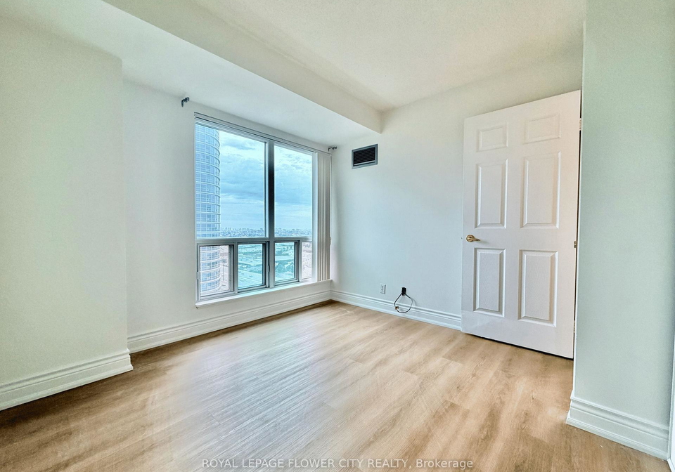 11-lee-centre-drive-scarborough-ontario-e12493112