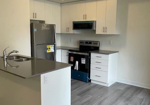 1695-dersan-street-pickering-ontario-e12493452