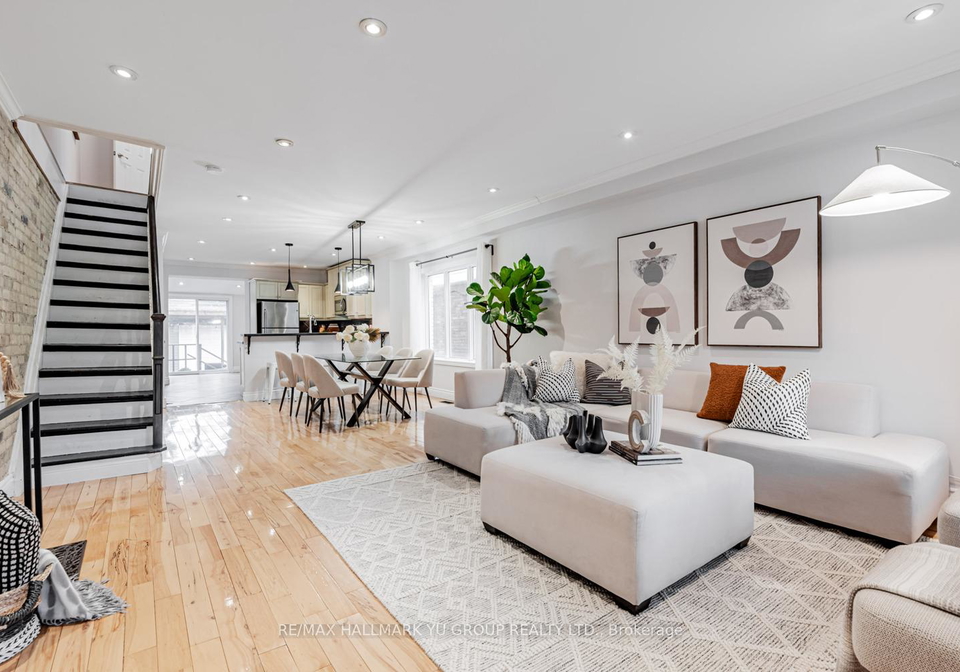 402-milverton-boulevard-east-york-ontario-e12494554