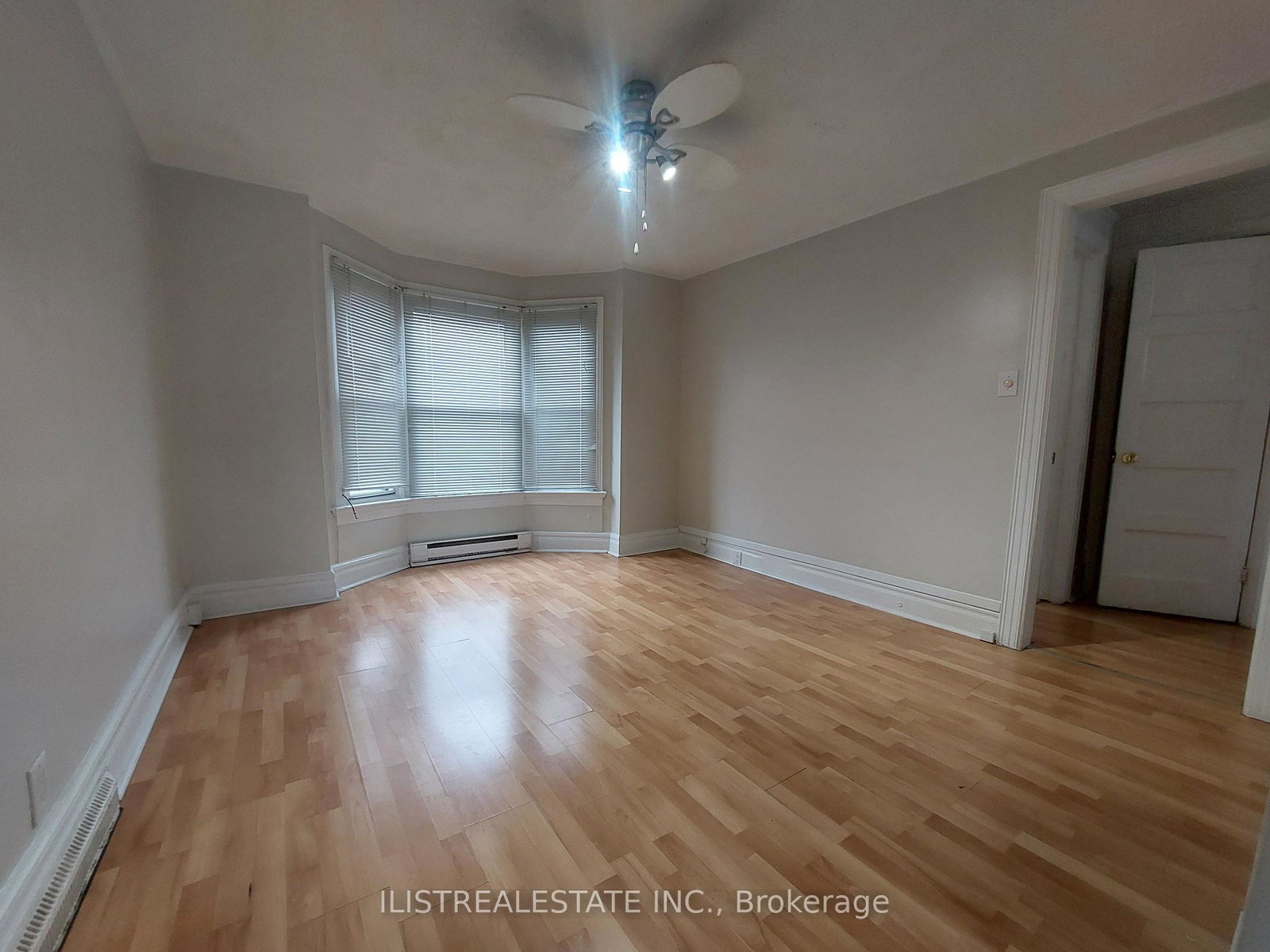 2143-gerrard-street-e-toronto-ontario-e12494558