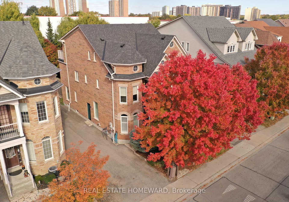 76-whistle-post-street-toronto-ontario-e12494802