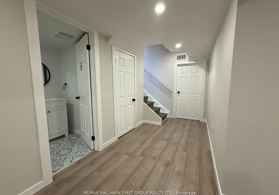 12-crombie-street-clarington-ontario-e12495450