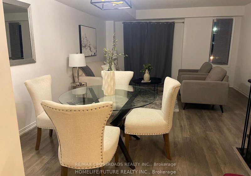 15-filly-path-oshawa-ontario-e12496156