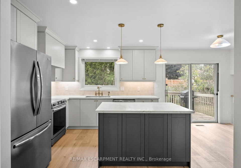 31-inglewood-place-whitby-ontario-e12496216