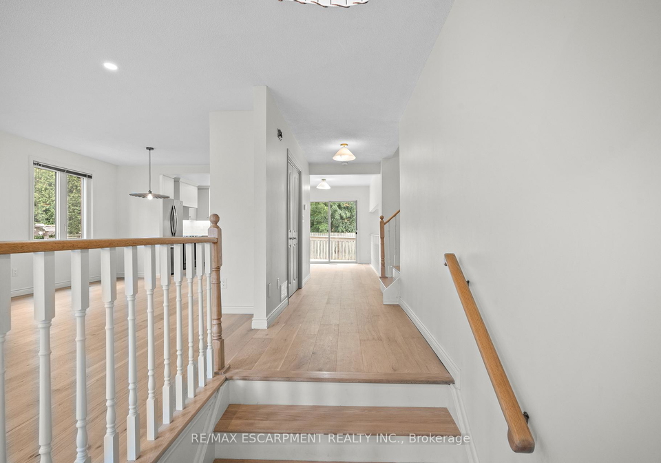 31-inglewood-place-whitby-ontario-e12496216
