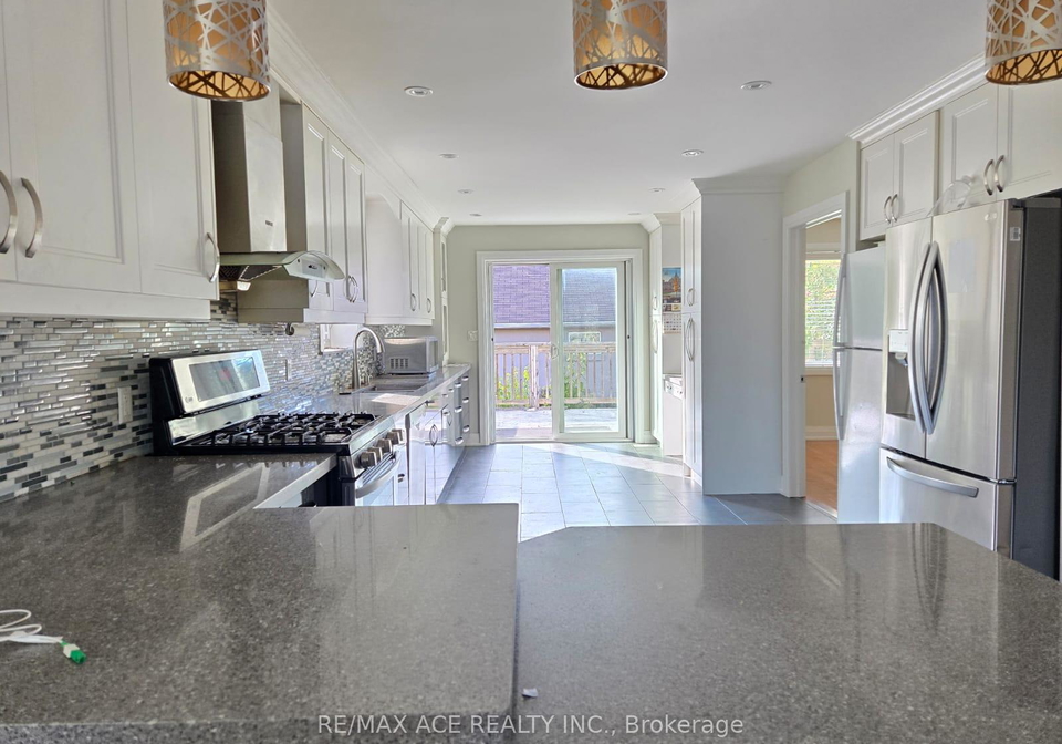 66-portsdown-road-scarborough-ontario-e12496404