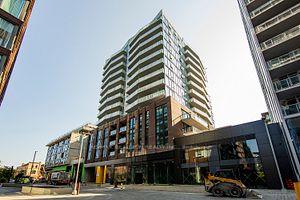 45-baseball-place-toronto-ontario-e12498160