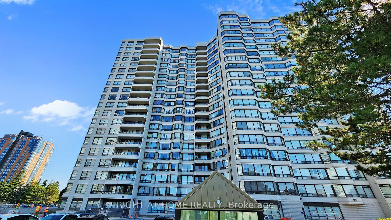 350-alton-towers-circle-scarborough-ontario-e12498570
