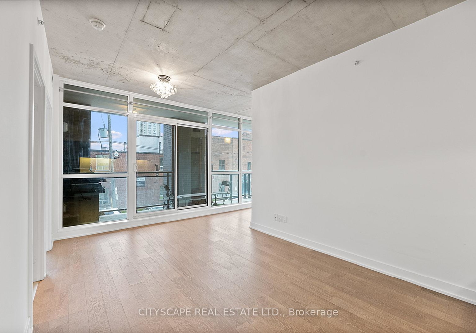 1190-dundas-street-e-toronto-ontario-e12499026