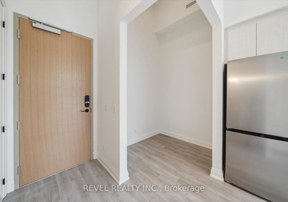 2369-danforth-avenue-toronto-ontario-e12500036
