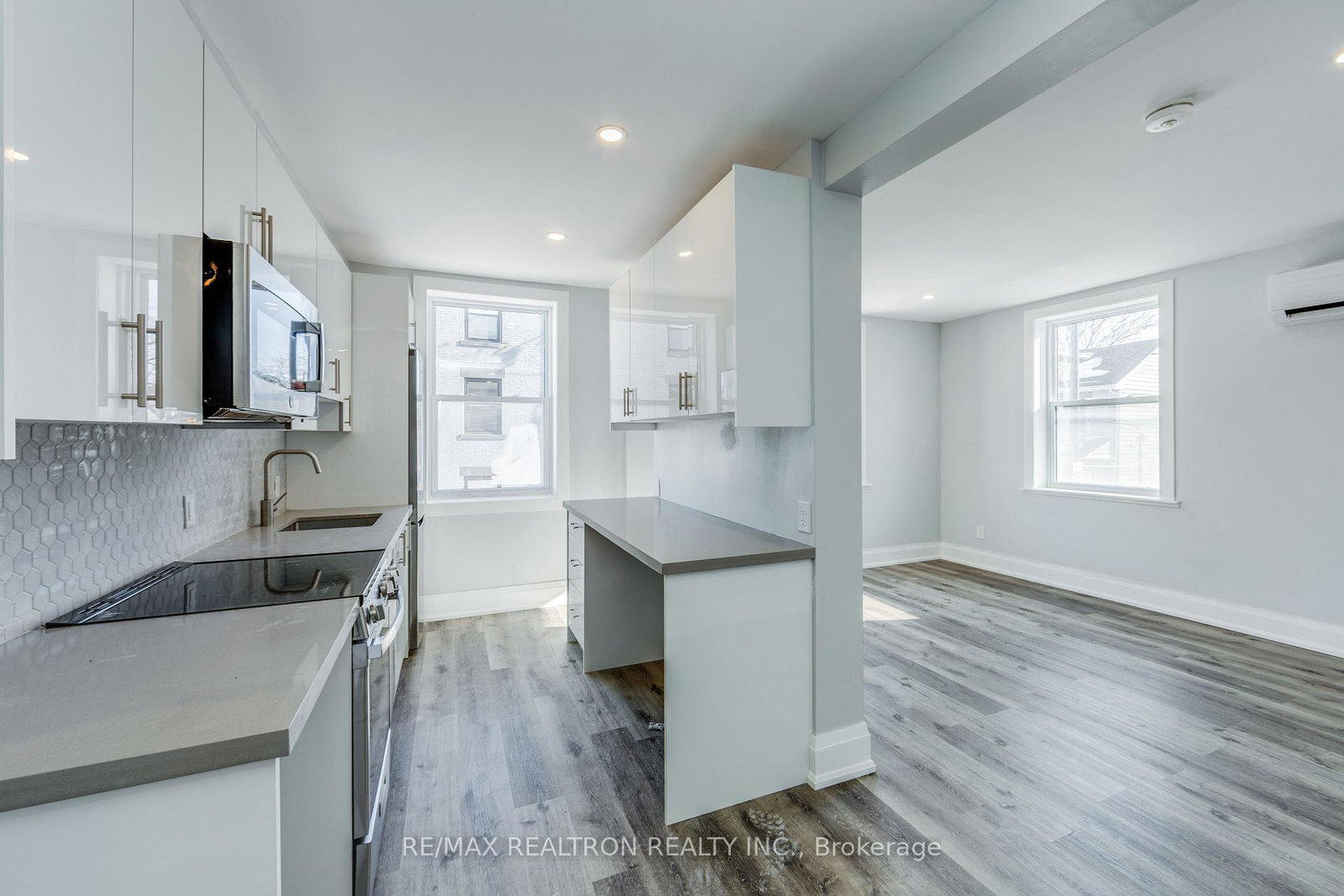 1480-dundas-street-e-toronto-ontario-e12500096