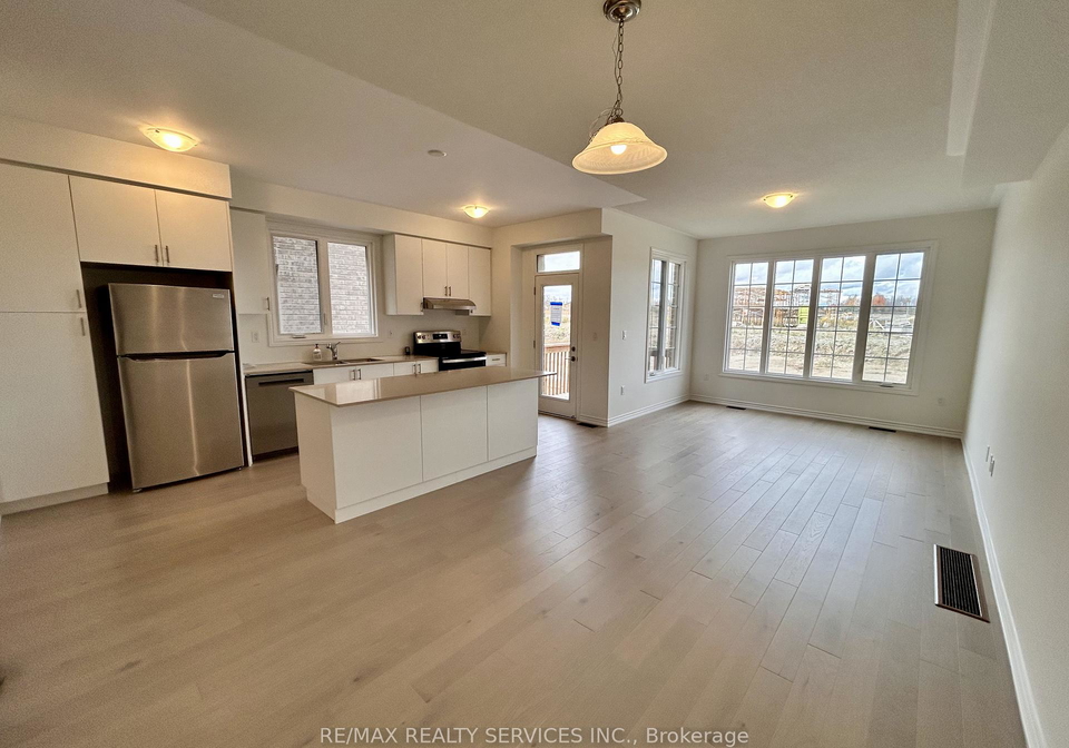 8-bridgeland-drive-whitby-ontario-e12500832