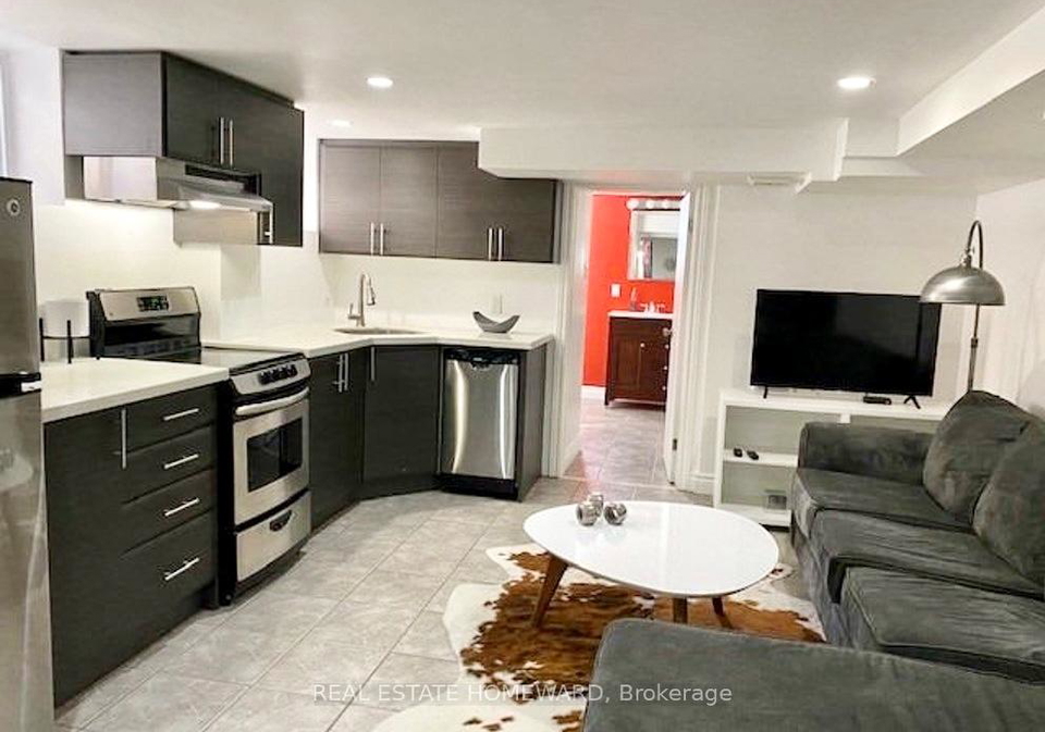 457-mortimer-avenue-east-york-ontario-e12501486