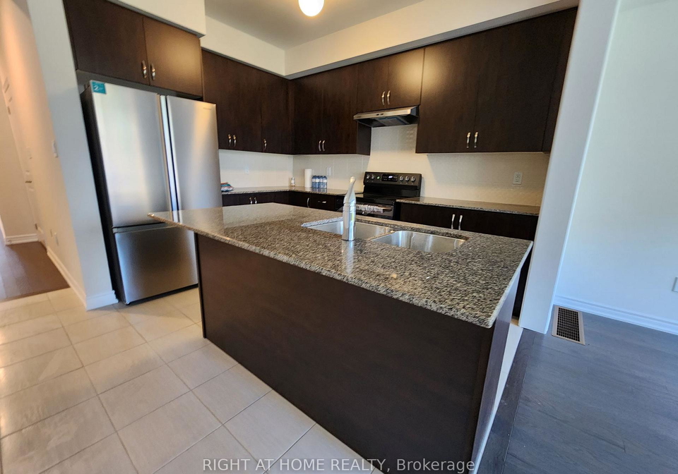 21-coho-drive-n-whitby-ontario-e12501922