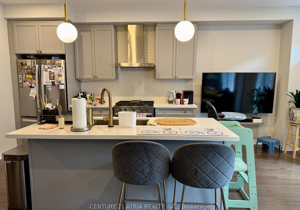 8-marlborough-street-whitby-ontario-e12502280