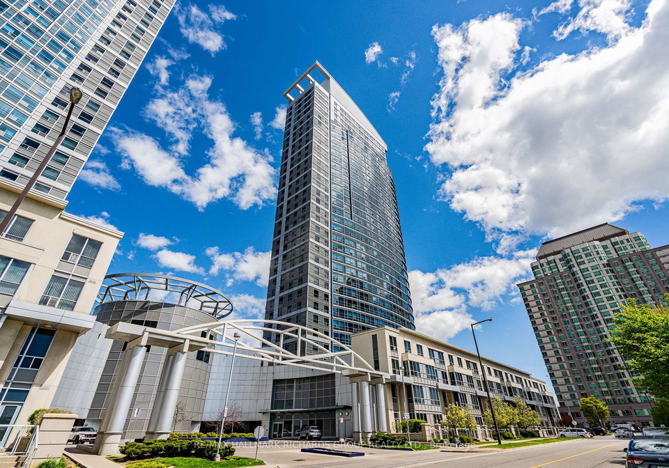 38-lee-centre-drive-scarborough-ontario-e12503788