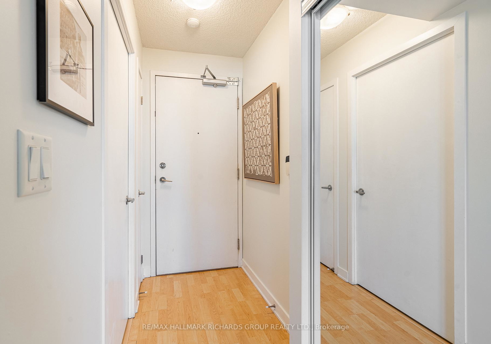 38-lee-centre-drive-scarborough-ontario-e12503788