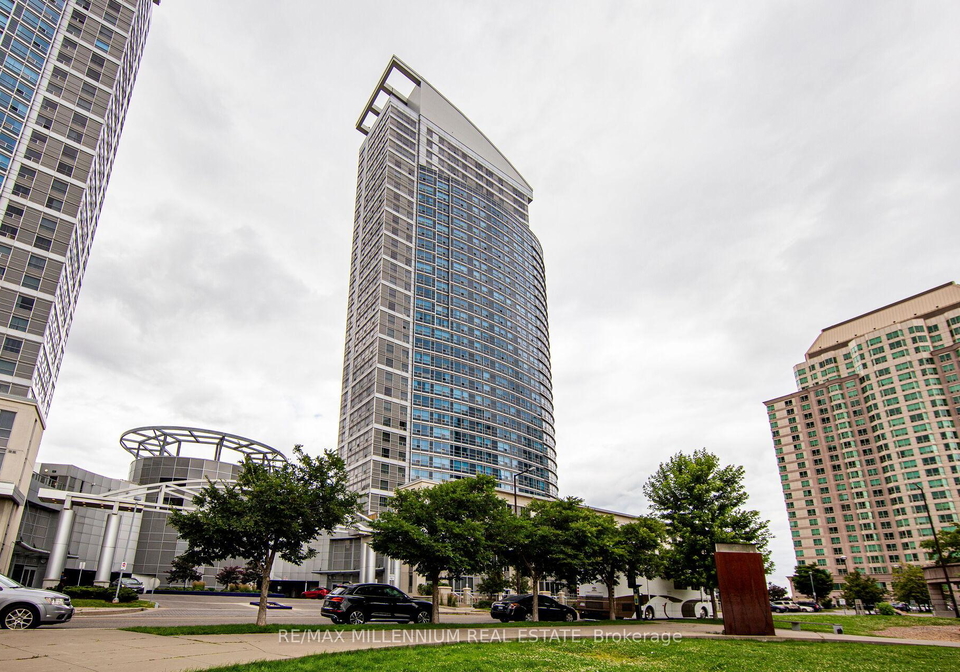 38-lee-centre-drive-scarborough-ontario-e12504544