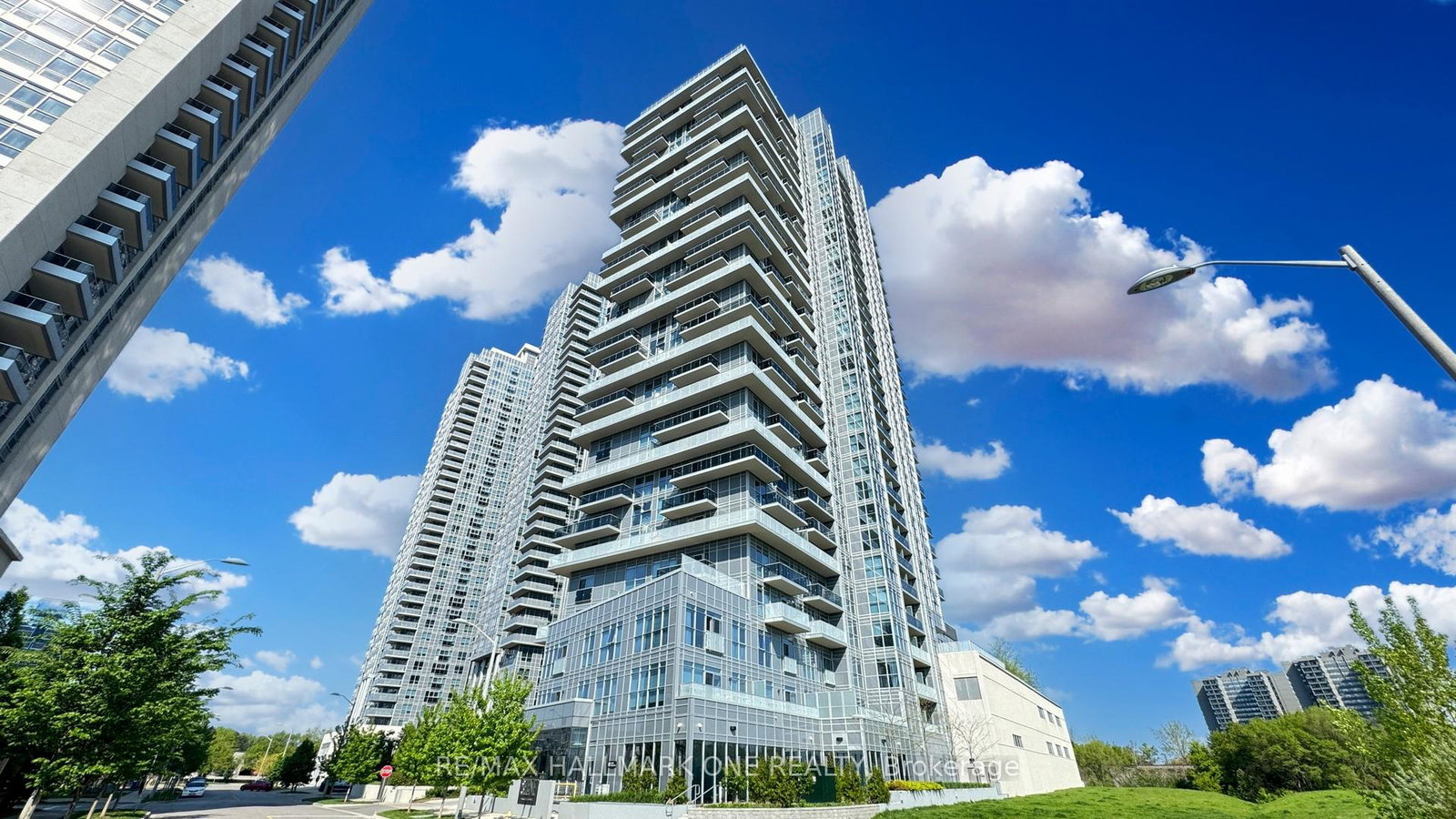 225-village-green-square-scarborough-ontario-e12505010