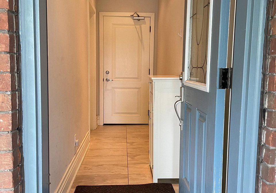 186-kingston-road-toronto-ontario-e12505936