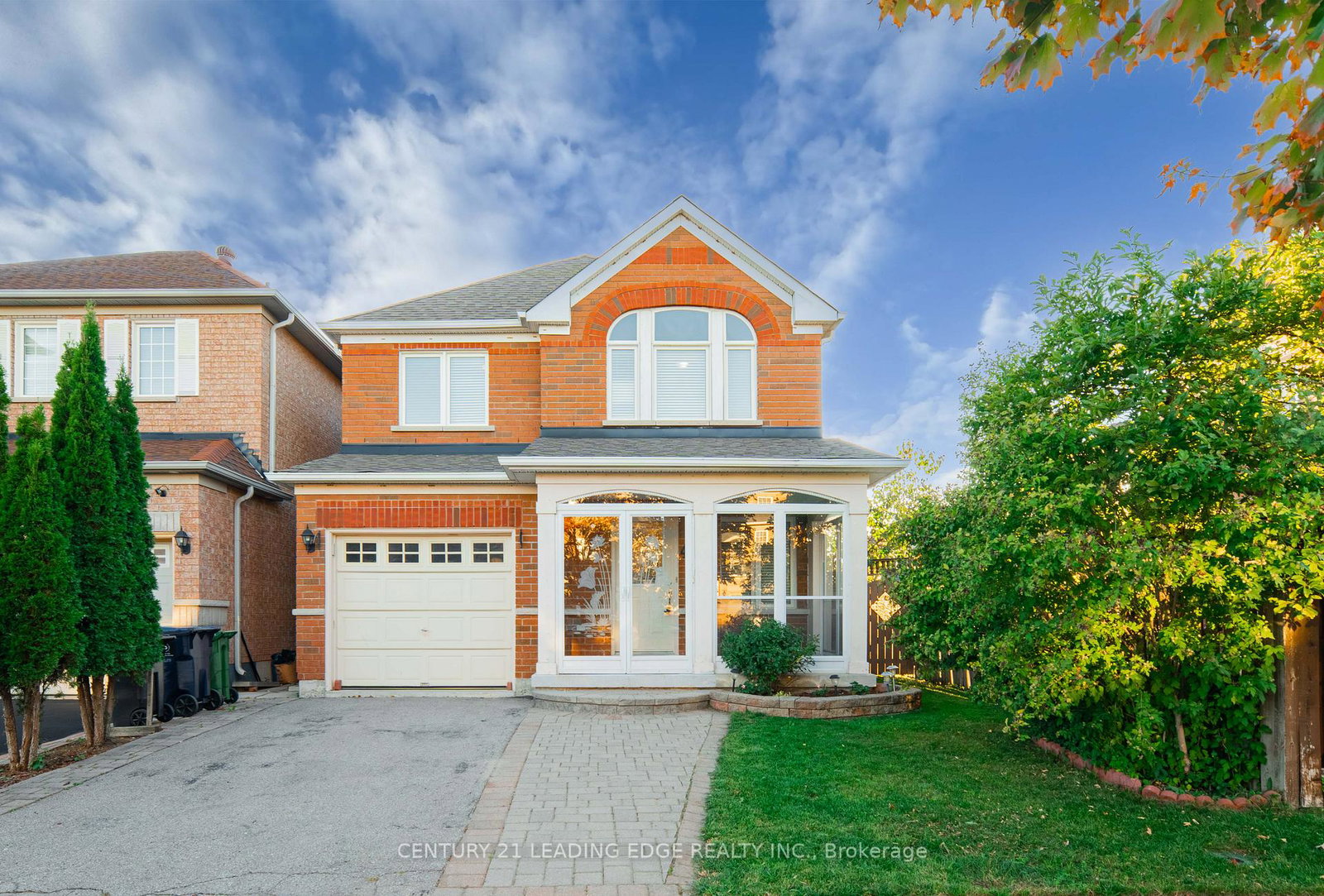 4-glacier-crescent-scarborough-ontario-e12506664