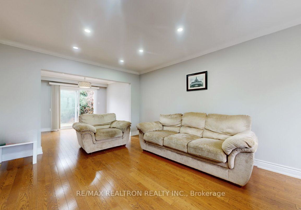 154-merkley-square-scarborough-ontario-e12506686