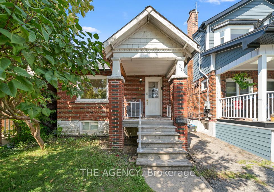 26-gatwick-avenue-east-york-ontario-e12507846