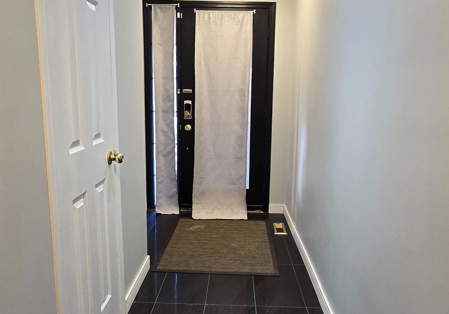 6-burnsborough-street-ajax-ontario-e12508498