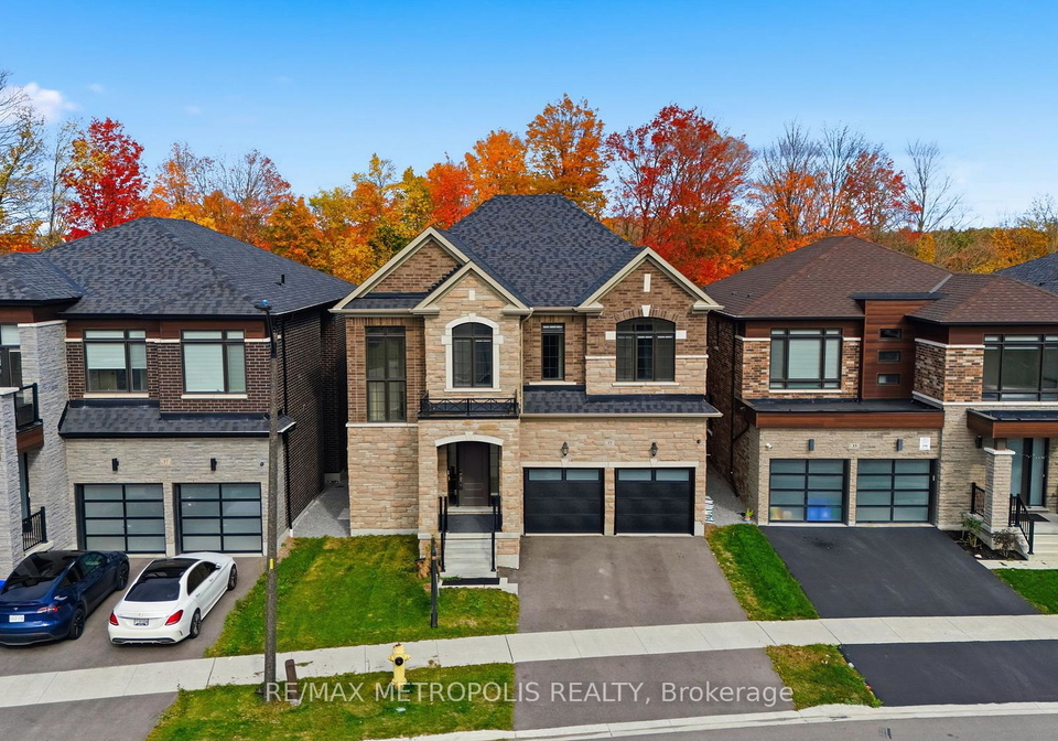 35-fruitful-crescent-whitby-ontario-e12508794