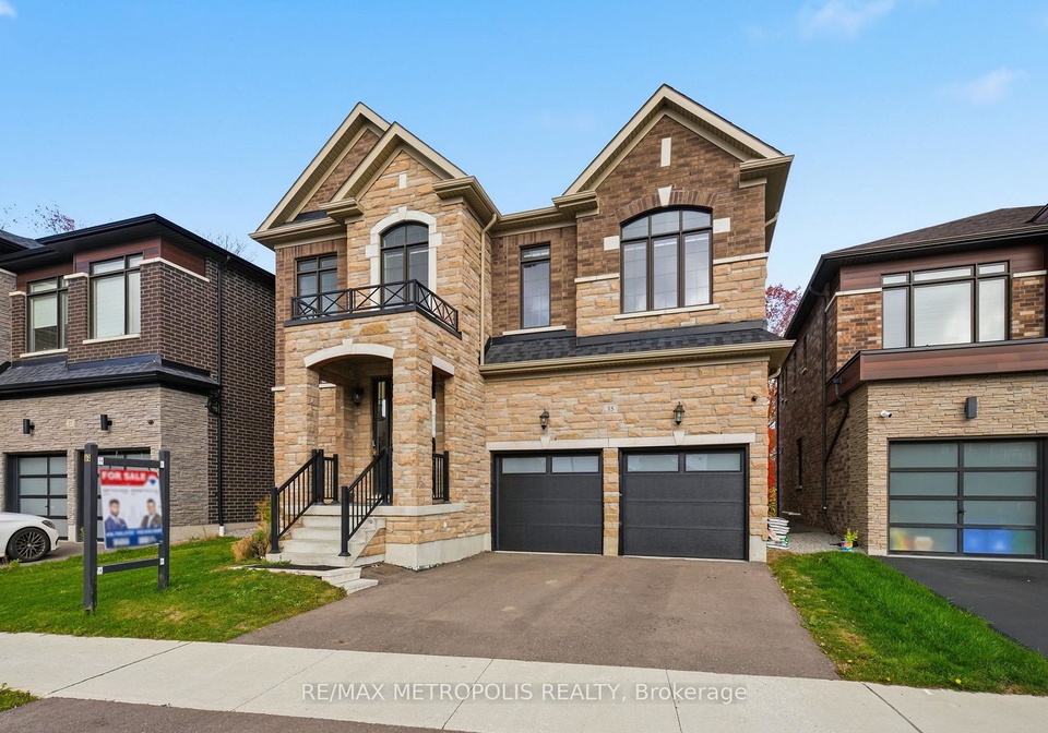 35-fruitful-crescent-whitby-ontario-e12508794