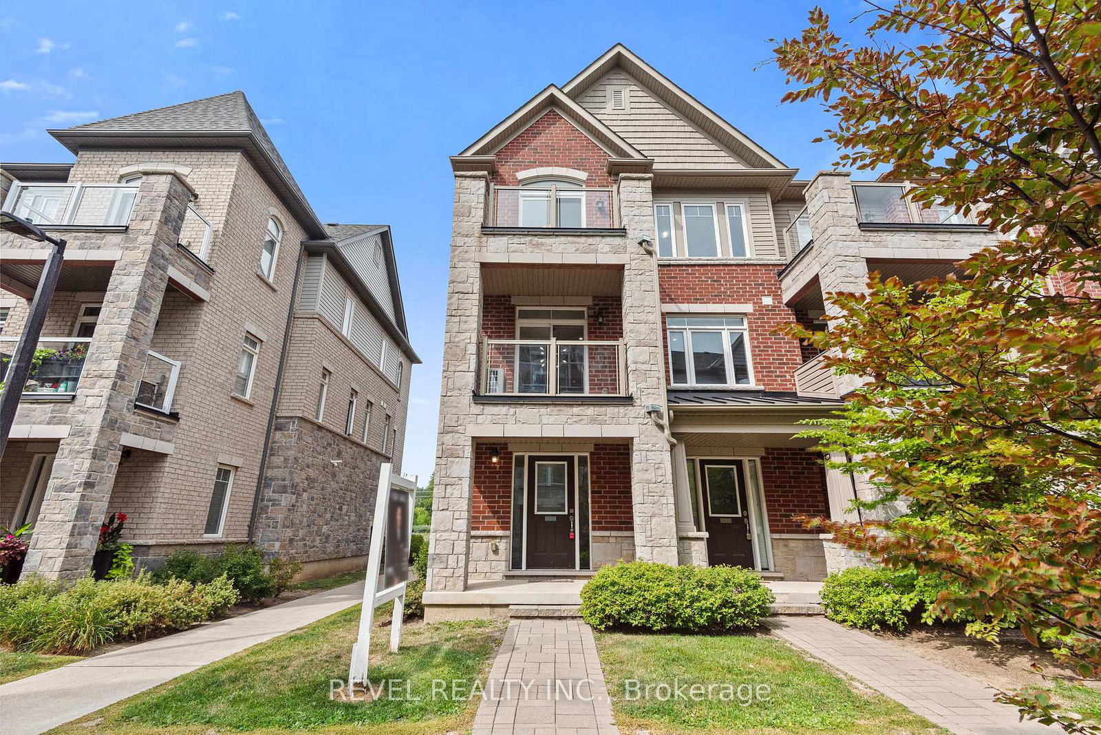 2621-garrison-crossing-pickering-ontario-e12508882