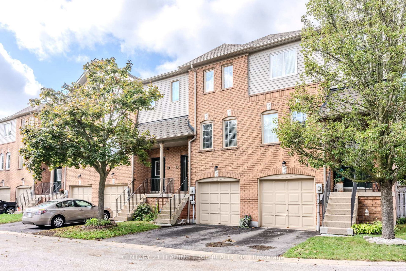 98-aspen-park-way-whitby-ontario-e12509062