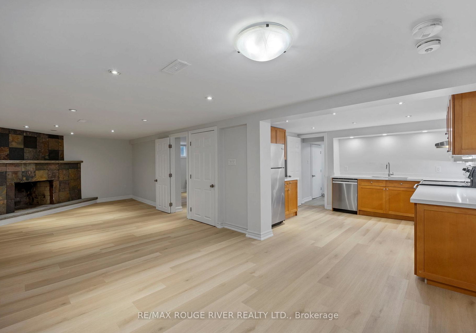 902-donovan-crescent-whitby-ontario-e12509600