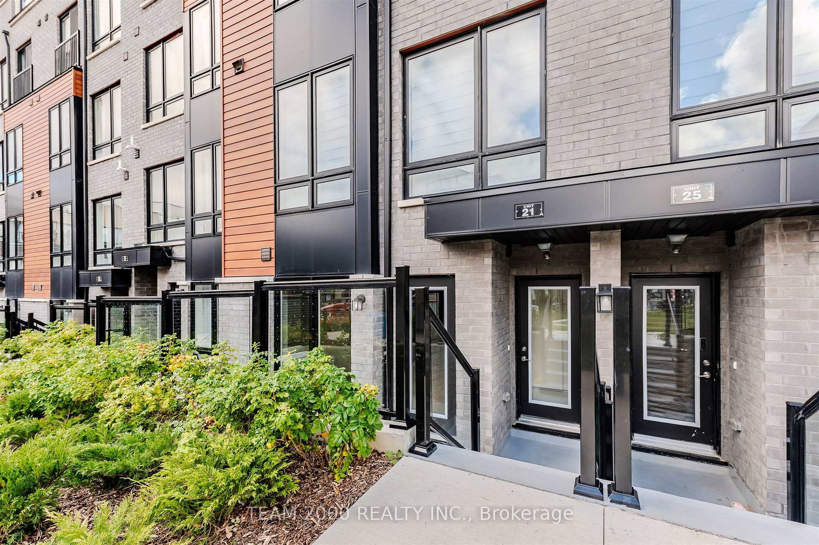 30-liben-way-scarborough-ontario-e12509848