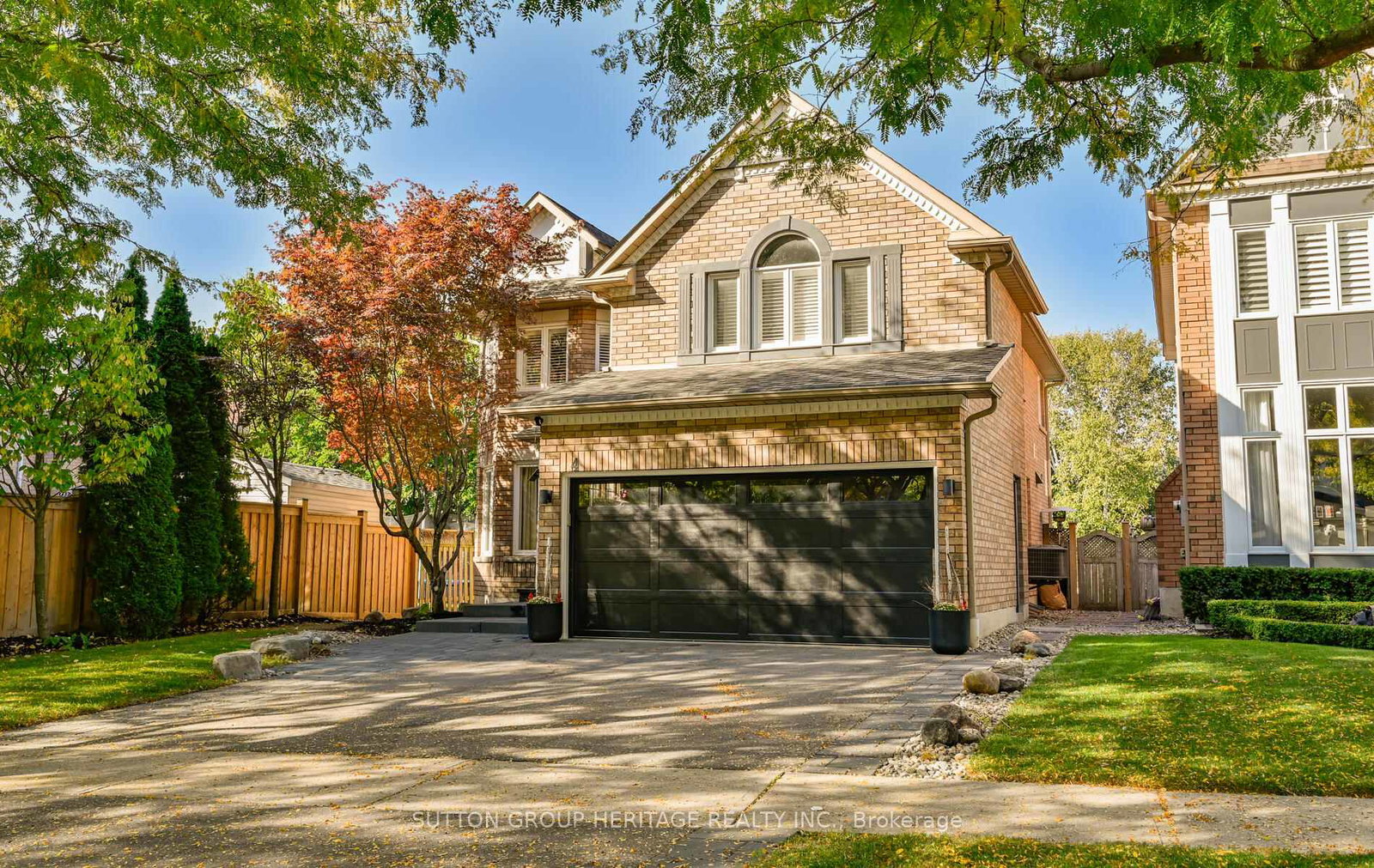 4-strickland-drive-ajax-ontario-e12510242