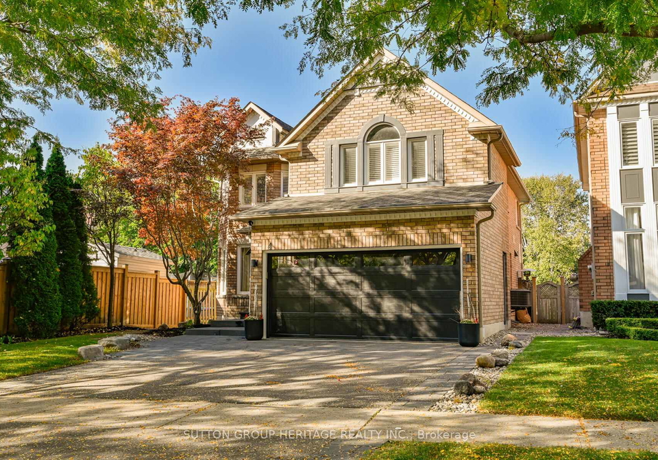 4-strickland-drive-ajax-ontario-e12510242