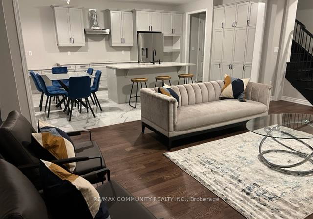 1568-scarlett-trail-pickering-ontario-e12511960