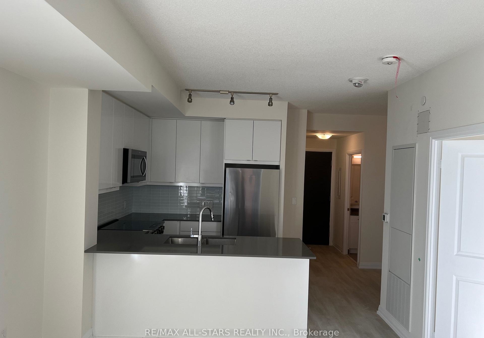 3270-sheppard-avenue-e-scarborough-ontario-e12512176