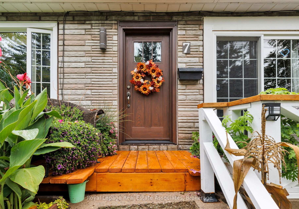 7-maybourne-avenue-scarborough-ontario-e12513534