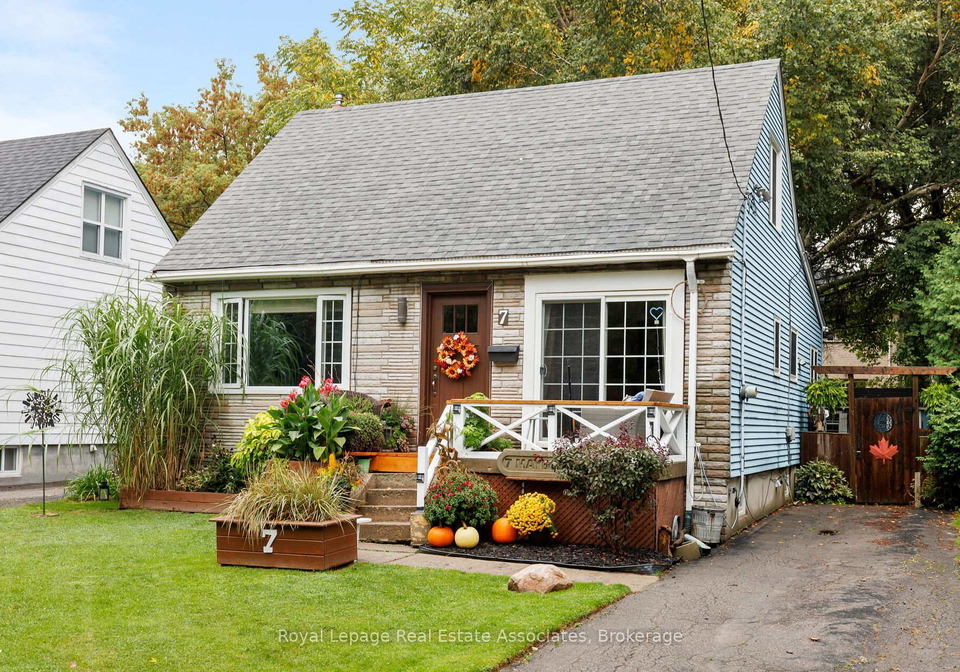 7-maybourne-avenue-scarborough-ontario-e12513534