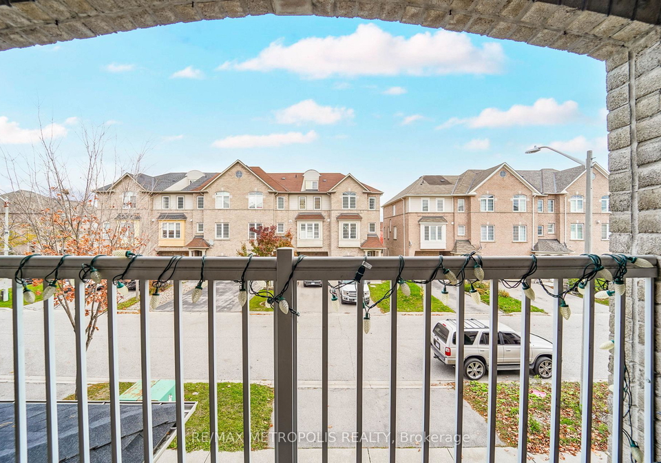 28-talbotshire-street-ajax-ontario-e12517724