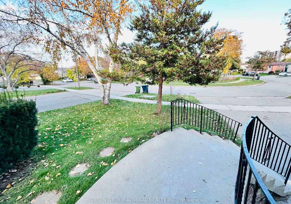 23-hildenboro-square-scarborough-ontario-e12517954